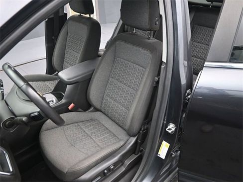 Used 2022 Chevrolet Equinox LT image 11