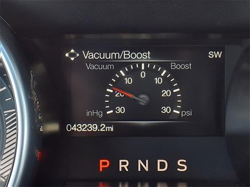 Certified 2021 Ford Mustang Coupe image 17