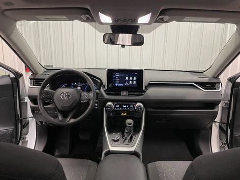 Used 2025 Toyota RAV4 XLE w/ Convenience Package AWD/4WD image 27