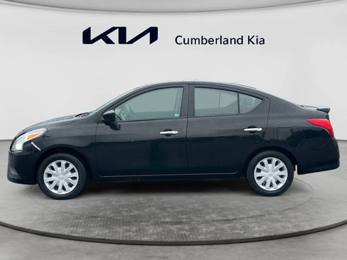 Used 2019 Nissan Versa SV FWD image 2