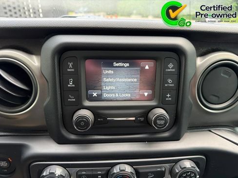 Certified 2019 Jeep Wrangler Unlimited Sport S AWD/4WD image 69