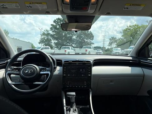 Used 2024 Hyundai Tucson SEL FWD image 21
