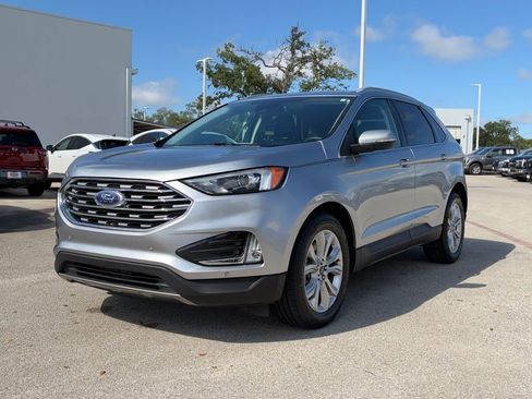 Used 2023 Ford Edge Titanium AWD/4WD image 7