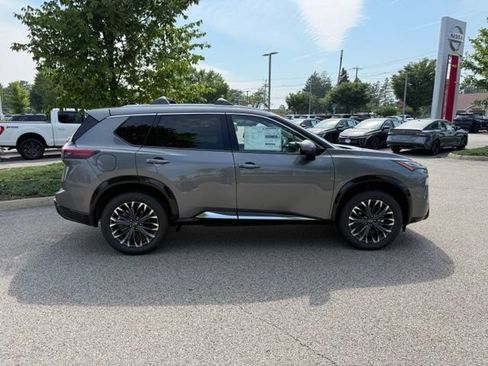 New 2026 Nissan Rogue Platinum AWD/4WD image 6