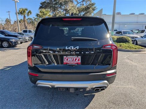 Used 2022 Kia Telluride EX w/ EX Premium Package image 6