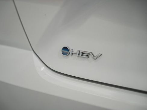 New 2026 Toyota Camry SE image 8