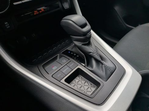 Used 2024 Toyota RAV4 LE FWD image 26