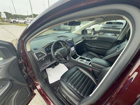Certified 2023 Ford Edge SEL w/ Convenience Package AWD/4WD image 13