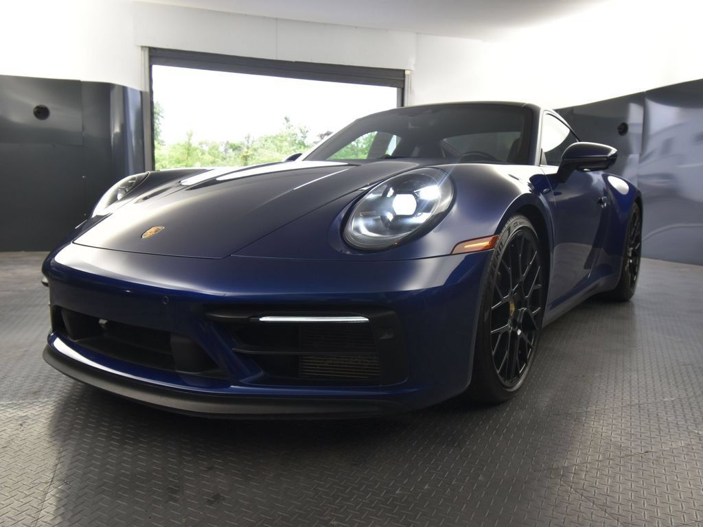Used 2024 Porsche 911 Carrera GTS RWD image 41