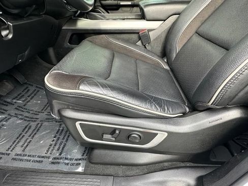 Used 2023 RAM 1500 Laramie AWD/4WD image 26