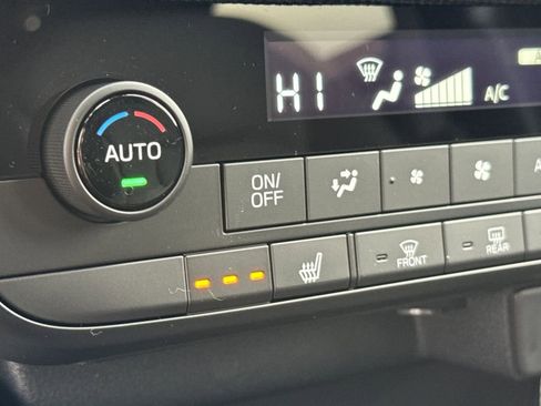 New 2026 Subaru Outback Premium image 25