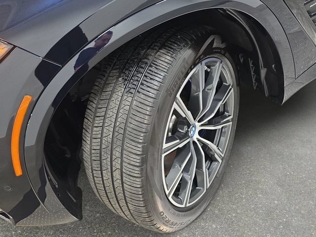 Certified 2024 BMW X5 xDrive50e w/ M Sport Package AWD/4WD image 27