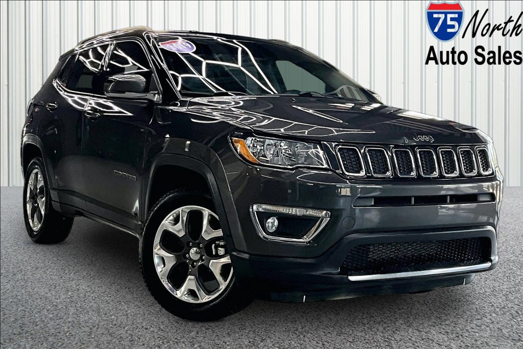 Used 2019 Jeep Compass Limited AWD/4WD image 1