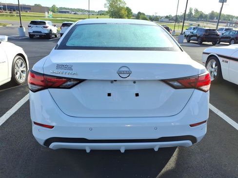 Used 2024 Nissan Sentra S image 4