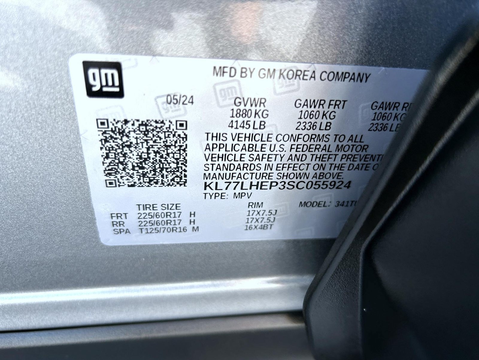 Used 2025 Chevrolet Trax LT w/ Driver Confidence Package FWD image 25