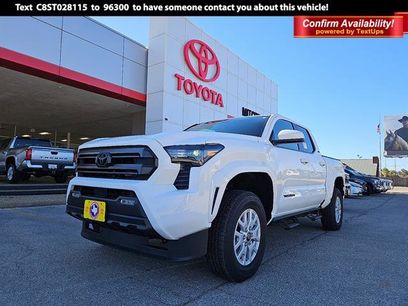 New 2025 Toyota Tacoma SR5
