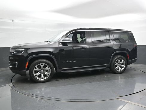 Used 2022 Jeep Wagoneer Series II AWD/4WD image 8