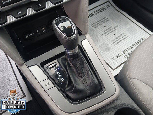 Used 2020 Hyundai Elantra SE FWD image 25