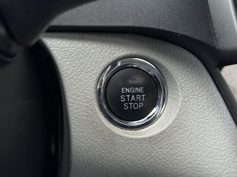 Used 2020 Toyota Sienna XLE Premium image 17