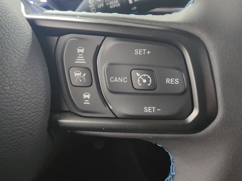 Used 2025 Jeep Wrangler Unlimited Rubicon 4xe w/ Convenience Group image 27