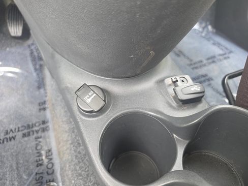 Used 2015 FIAT 500 Pop image 35