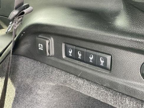 Used 2024 Jeep Grand Cherokee L Summit w/ Advanced Protech Group IV AWD/4WD image 45