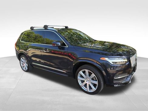 Used 2017 Volvo XC90 T6 Inscription w/ Vision Package image 7