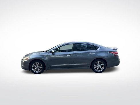Used 2014 Nissan Altima 2.5 SL w/ Technology Package FWD image 8