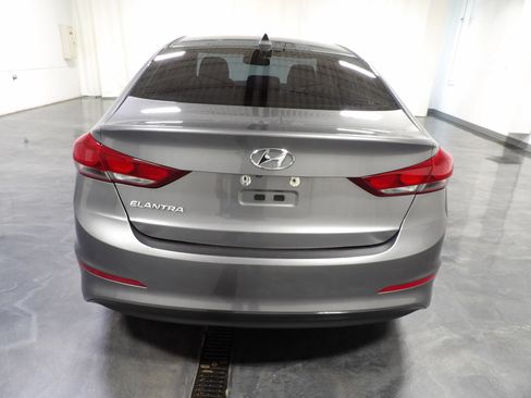 Used 2018 Hyundai Elantra Value Edition FWD image 5