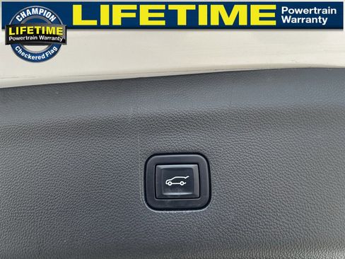 Used 2023 Buick Enclave Premium w/ Trailering Package, 5000 lbs. image 15