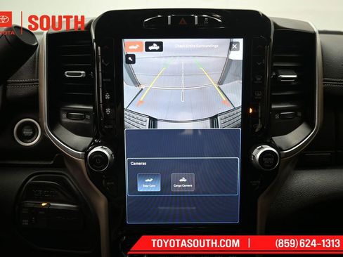 Used 2024 RAM 2500 Laramie AWD/4WD image 17
