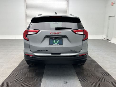 Certified 2024 GMC Terrain SLE w/ Driver Convenience Package AWD/4WD image 10
