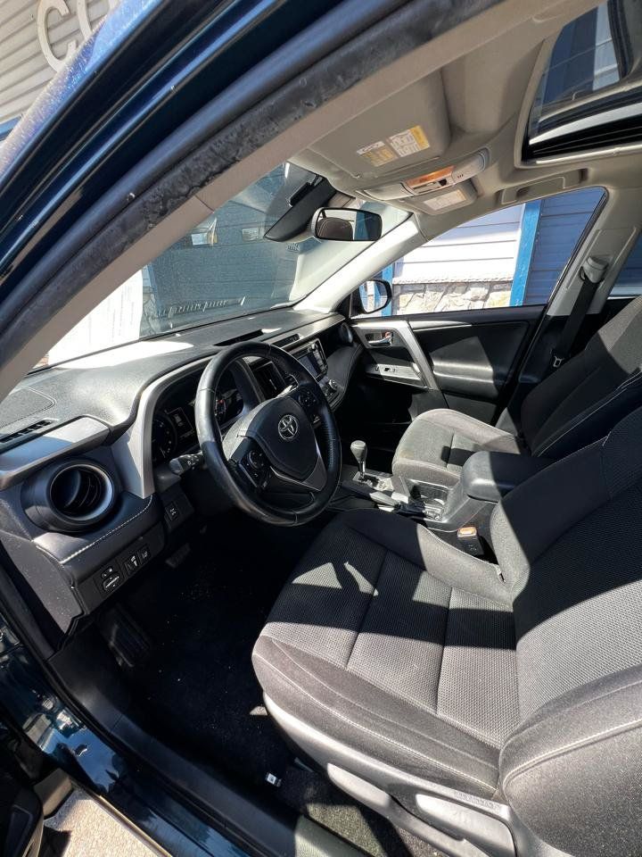 Used 2017 Toyota RAV4 XLE w/ Plus Extra Value Package AWD/4WD image 23