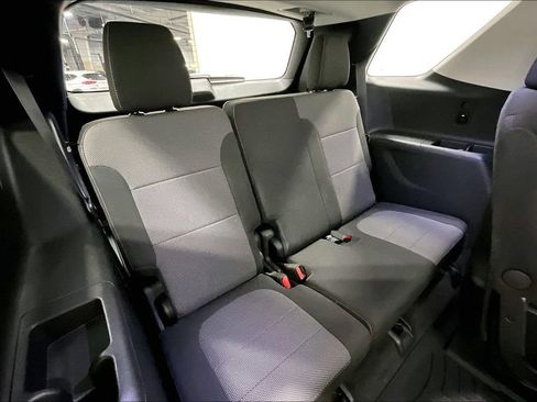 Used 2019 Chevrolet Traverse LT FWD image 32