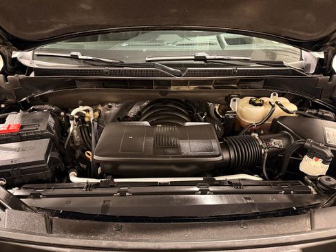 Used 2021 GMC Yukon Denali w/ Denali Premium Package image 11