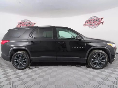 Used 2021 Chevrolet Traverse RS FWD image 8