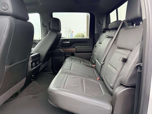 Used 2022 GMC Sierra 2500 Denali AWD/4WD image 12