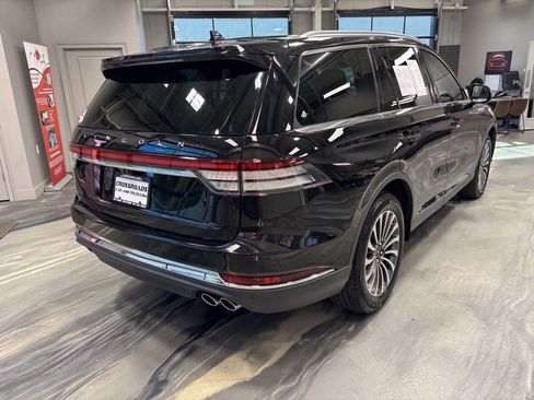 Used 2020 Lincoln Aviator Reserve w/ Equipment Group 201A image 38