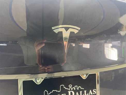 Used 2024 Tesla Model Y Long Range image 21