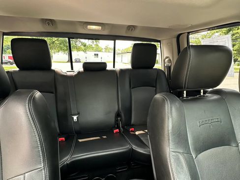 Used 2014 RAM 1500 Laramie w/ Convenience Group AWD/4WD image 11