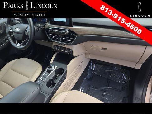 Used 2020 Ford Escape Titanium FWD image 10