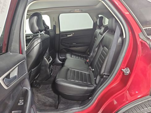 Used 2019 Ford Edge SEL w/ Equipment Group 201A FWD image 25
