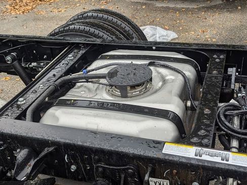 New 2025 Chevrolet Low Cab Forward image 11