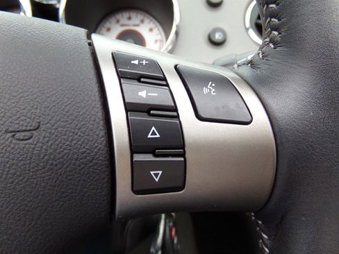 Used 2007 Pontiac Solstice Convertible w/ Premium Package image 53