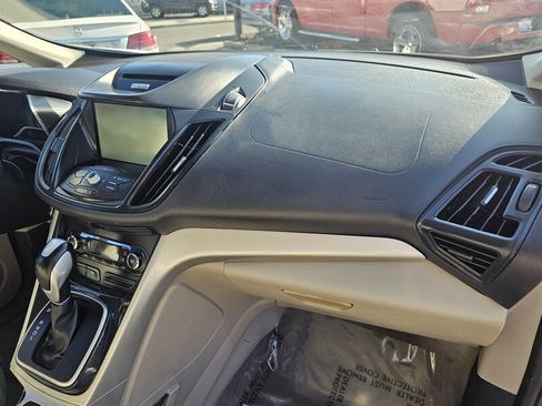 Used 2015 Ford C-MAX SEL image 14
