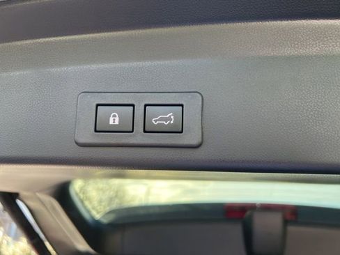 Certified 2025 Subaru Ascent Bronze Edition w/ Onyx Package image 73