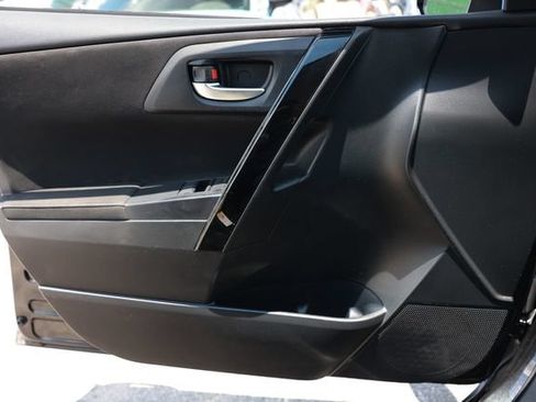 Used 2017 Toyota Corolla iM FWD image 45