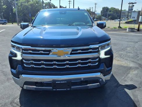 Used 2023 Chevrolet Silverado 1500 LTZ image 8