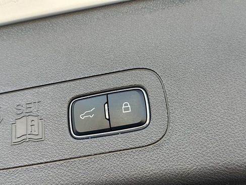 Used 2022 Lincoln Aviator Reserve w/ Equipment Group 201A image 33