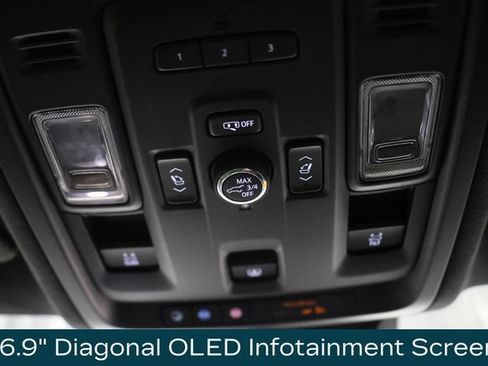 Used 2021 Cadillac Escalade Sport Platinum w/ LPO, ONYX Package AWD/4WD image 38